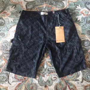 NWT Men’s Chor Black Plaid Cargo Shorts